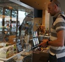 How to Use Presentation to Drive Up Bakery Sales