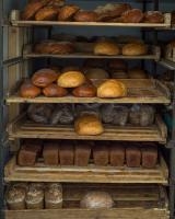Plastic Baking Trays: A Bakery Essential