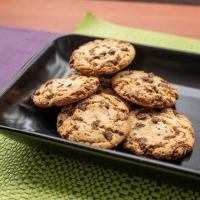 Plastic Trays And Other Crucial Tools To Have In Your Bakery