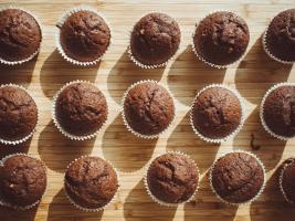 Quick And Easy Ways To Keep Your Plastic Tray Clean And Shiny