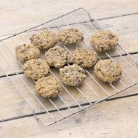 The Downsides of Metal Baking Racks